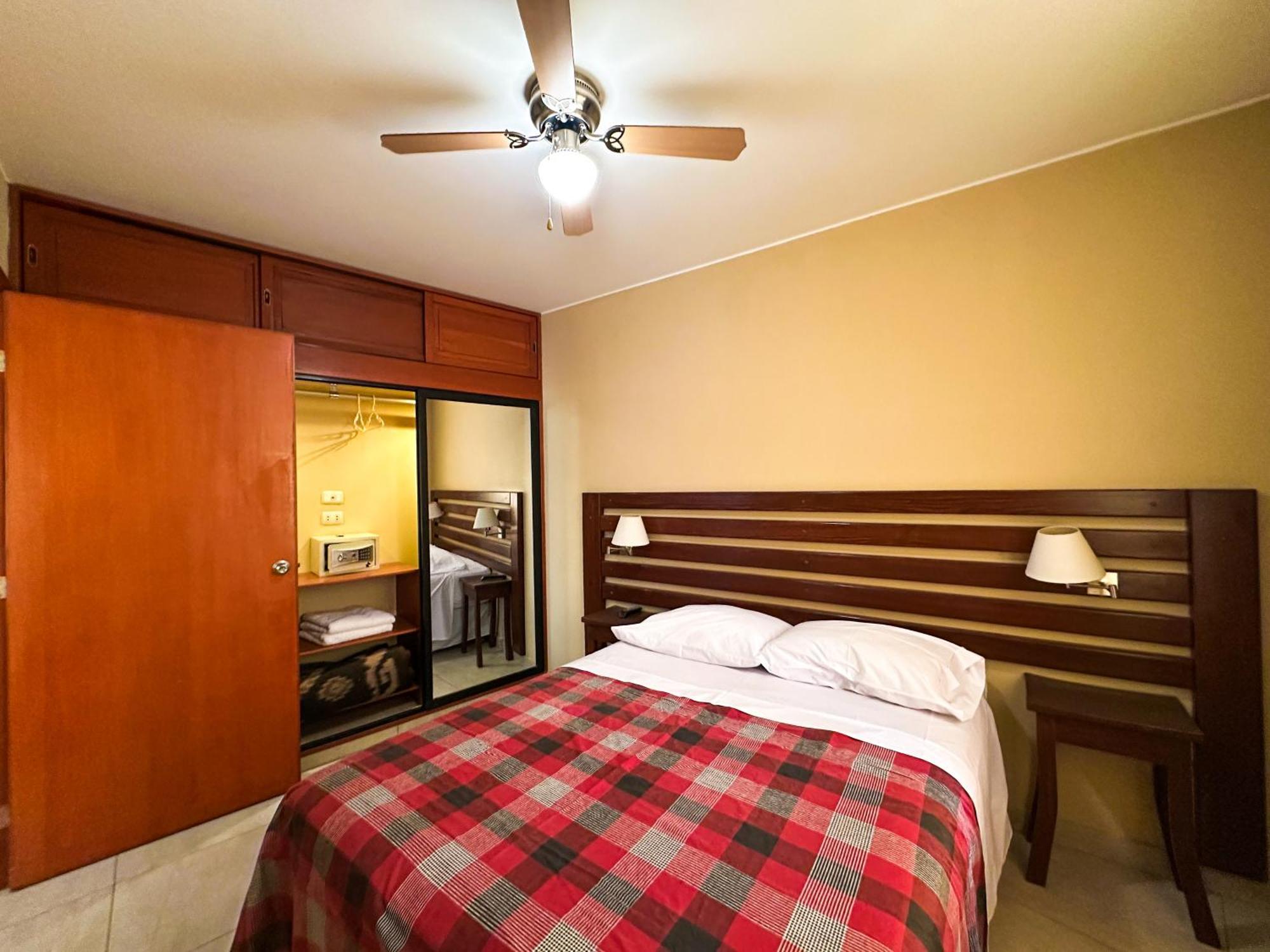 Apart Hotel El Canaveral 친차알타 외부 사진